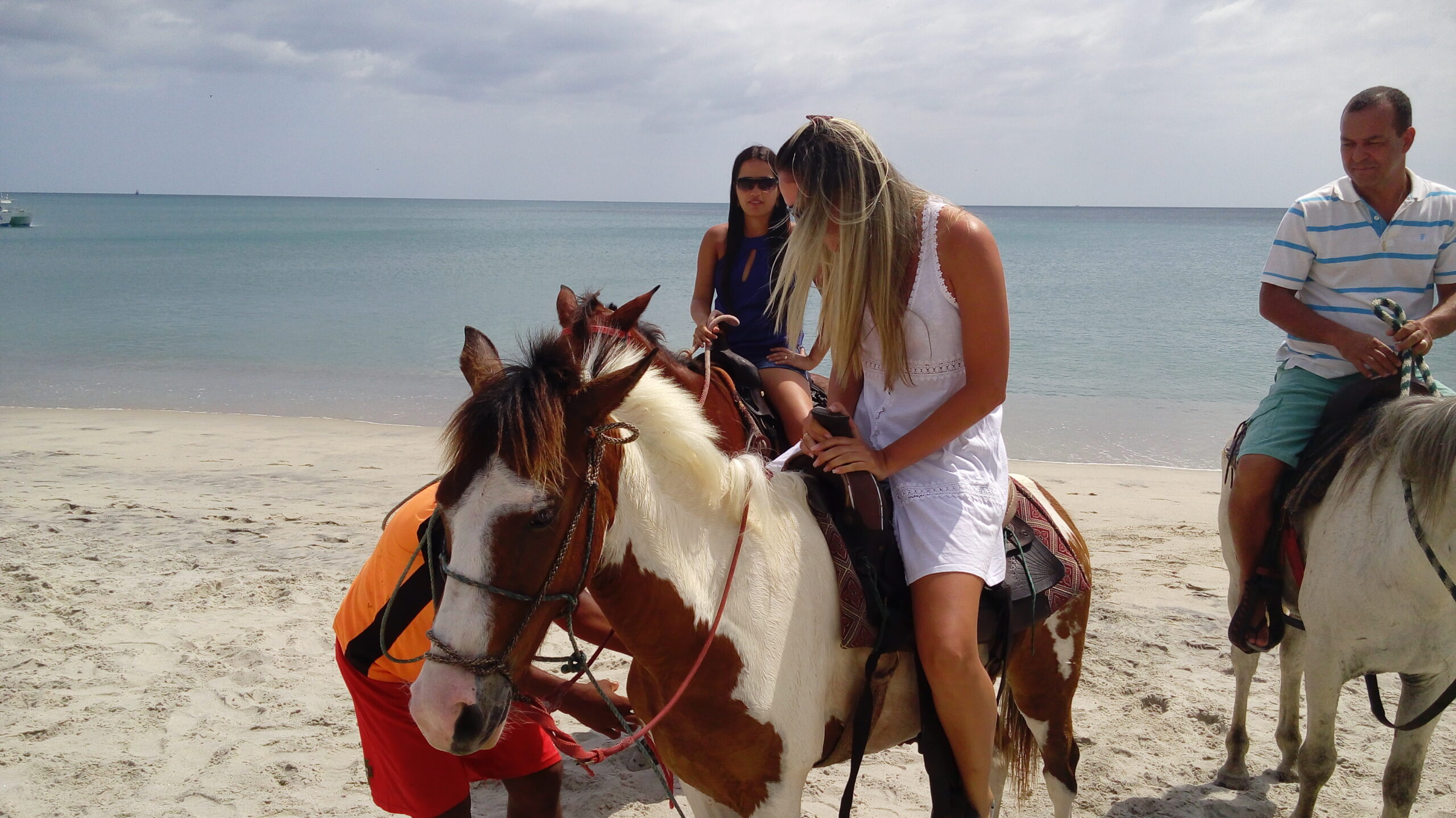 Día de playa en la costa del Pacífico de Panamá