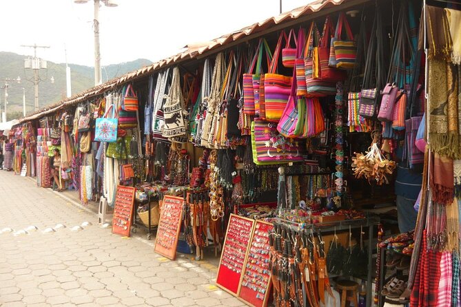 Artesanías en el mercado de El Valle de Antón